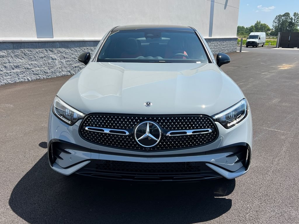 New 2026 MANUFAKTUR Alpine Grey Mercedes-Benz GLC300 image 3