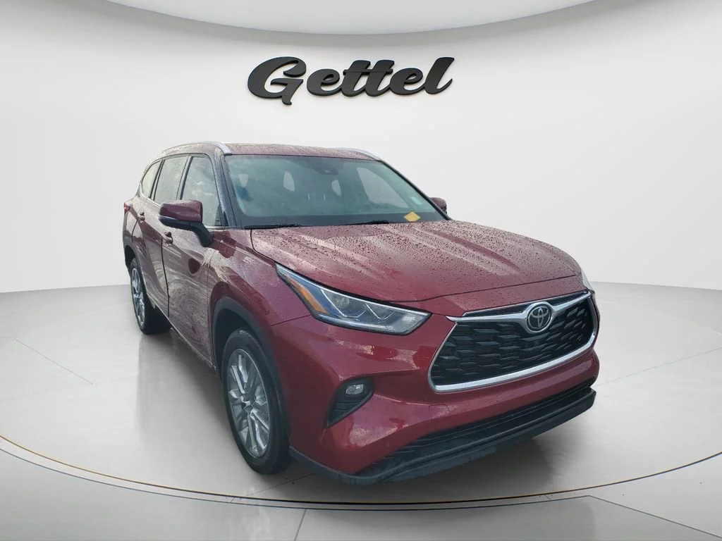 Used 2021 Red Toyota Platinum image 3