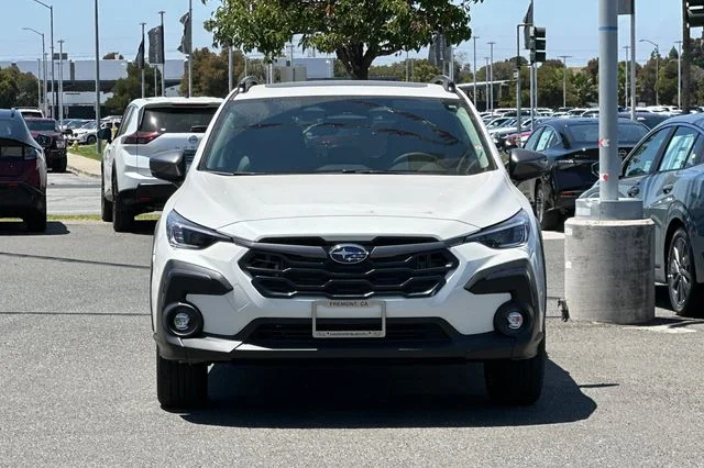 New 2026 CRYSTAL WHITE PEARL Subaru Limited image 6