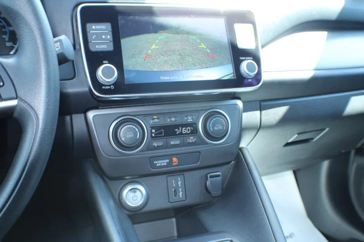 Used 2024 Gray Nissan S image 11
