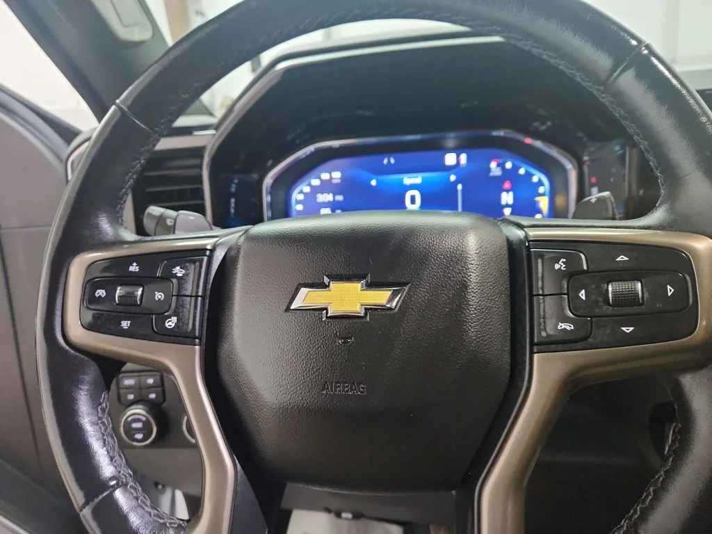 Used 2023 Beige Chevrolet High Country image 18