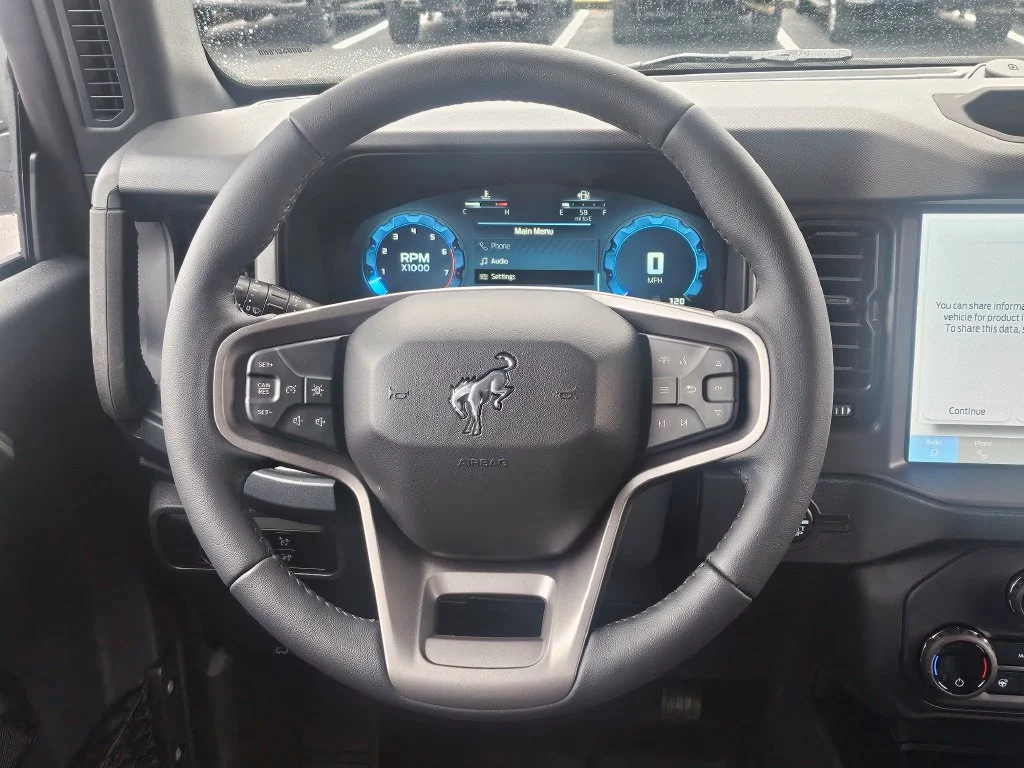 New 2026 Oxford White Ford Badlands® image 7
