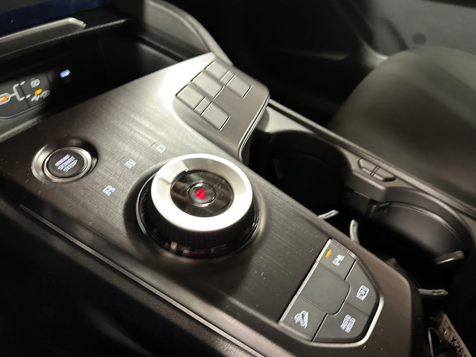 New 2026 Steel Gray Kia LX image 20