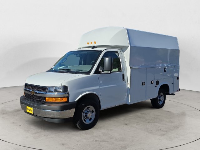 New 2025 Chevrolet Express Cutaway 3500 1WT RWD Regular Wheelbase
