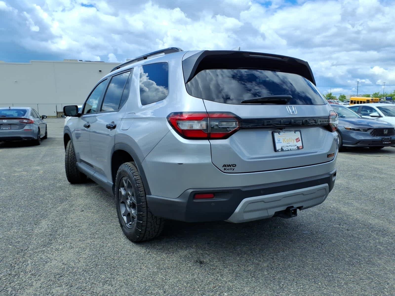 2025 Honda Pilot TrailSport - Photo 7