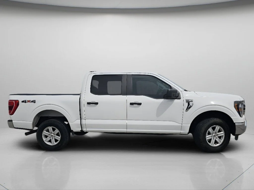 Used 2023 White Ford XLT image 26