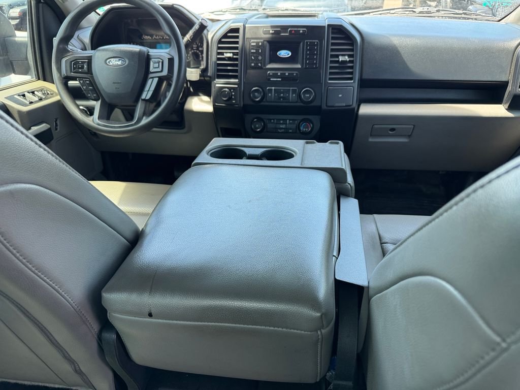 Used 2020 White Ford XL image 20