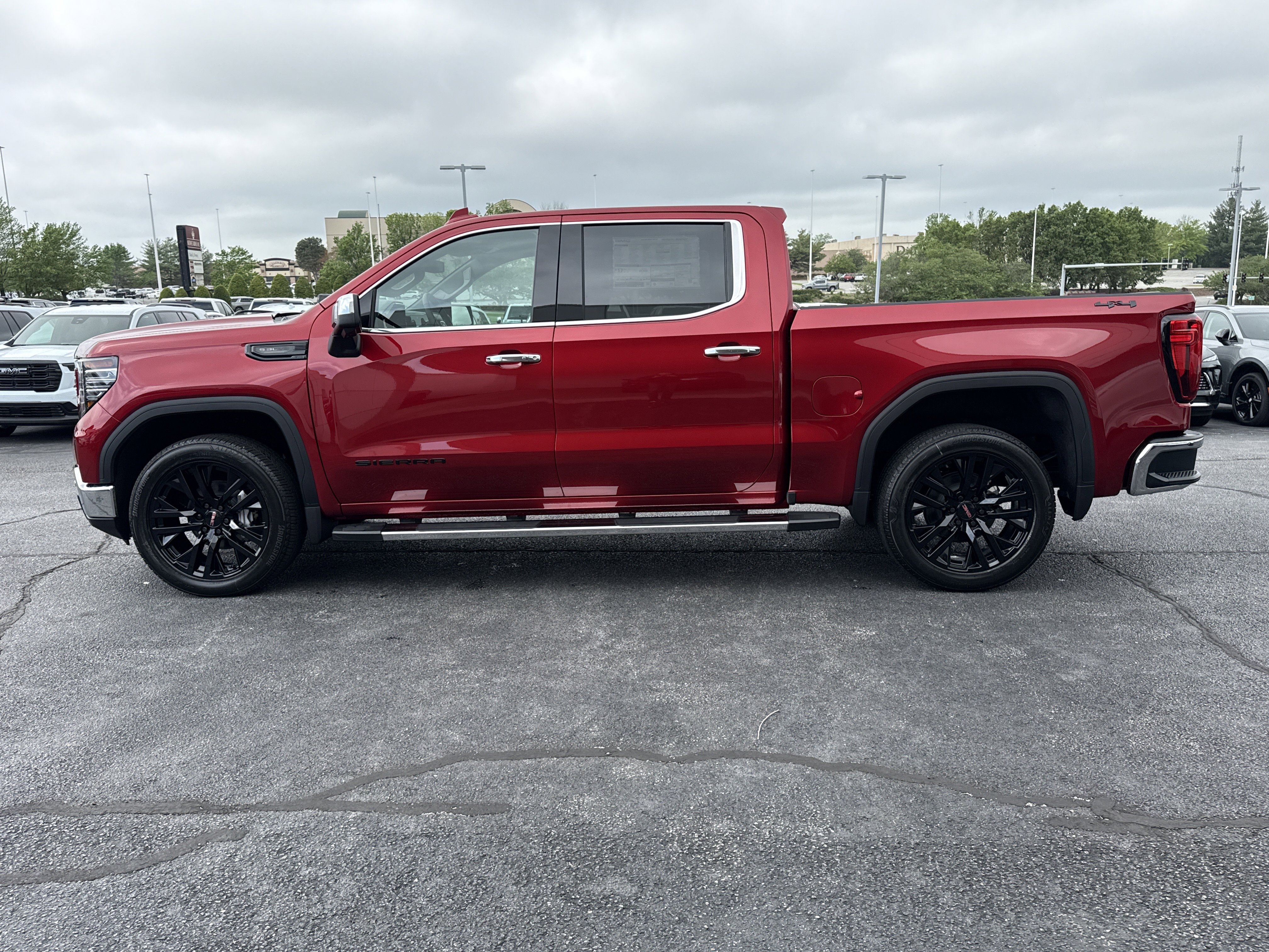 2026 GMC Sierra 1500 SLT - Photo 12