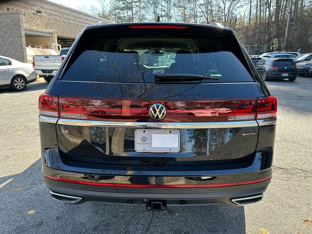 New 2026 Black Volkswagen 2.0T SE w/Technology image 6