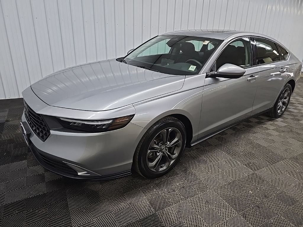 Used 2023 Gray Honda EX image 8