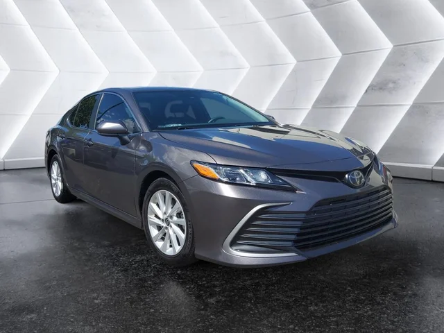 2022 Toyota Camry LE
