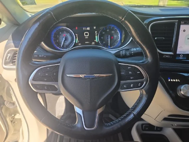 Used 2021 White Chrysler Touring L image 21