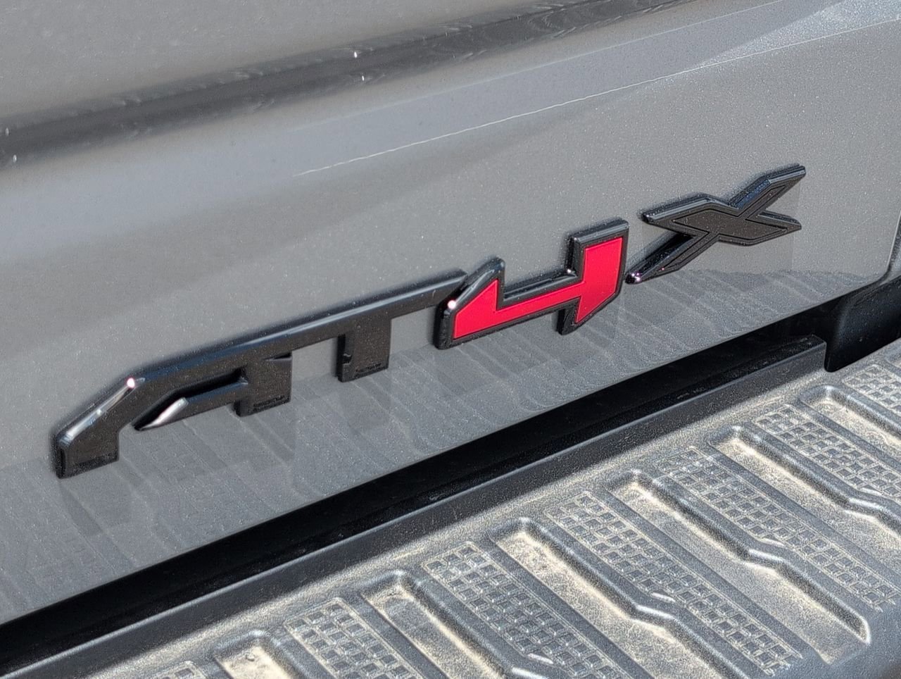 New 2026 Sterling Metallic GMC AT4X image 32