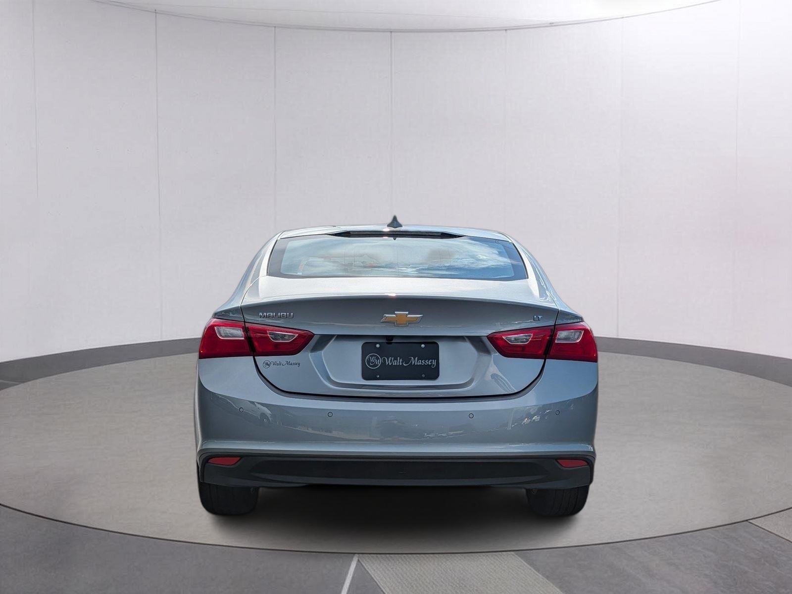 Used 2024 Sterling Gray Metallic Chevrolet LT image 2