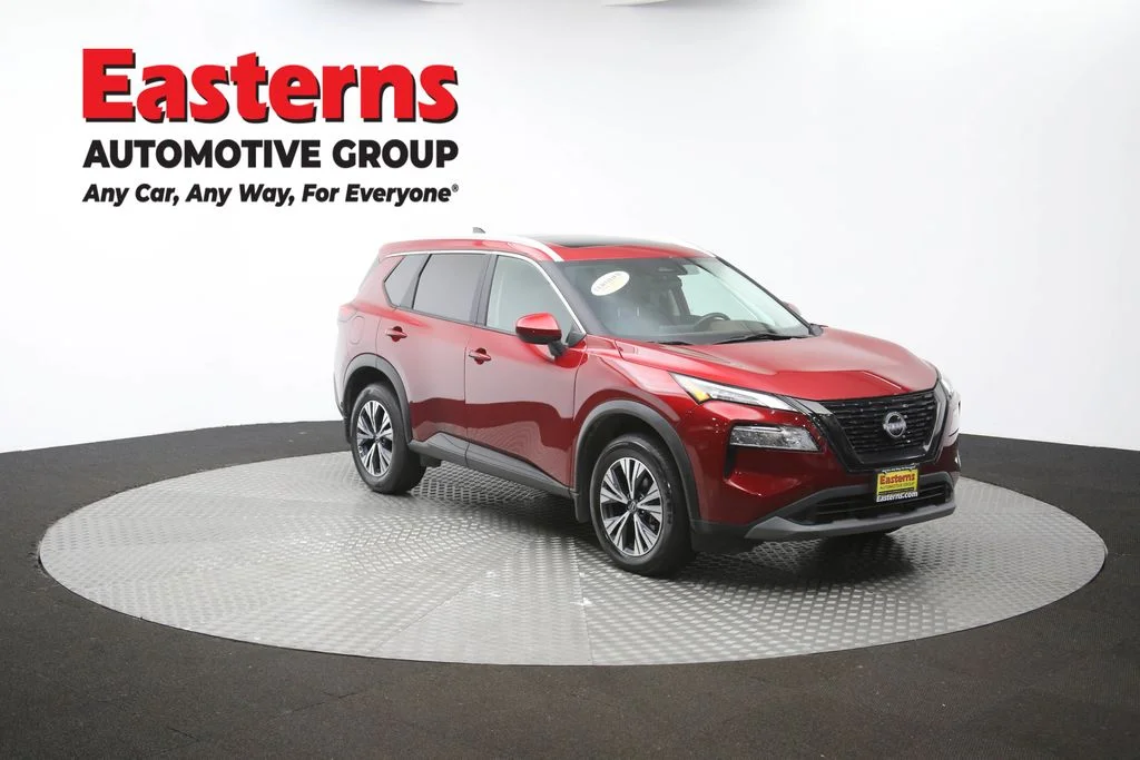 Used 2023 Red Nissan SV image 52