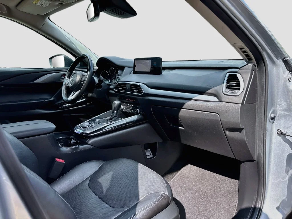 Used 2021 Sonic Silver Metallic Mazda Touring image 32