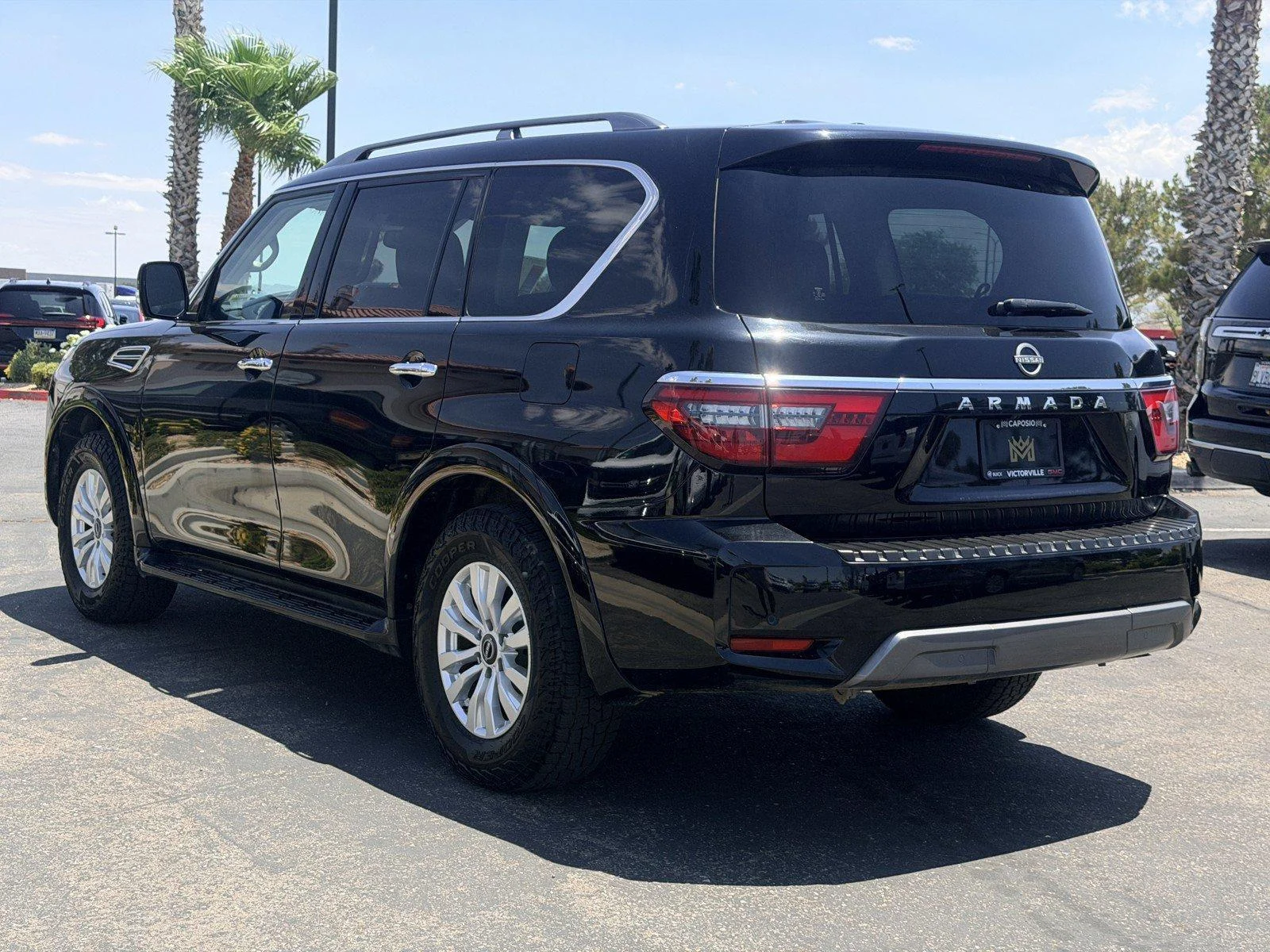Used 2023 Super Black Nissan SV image 4