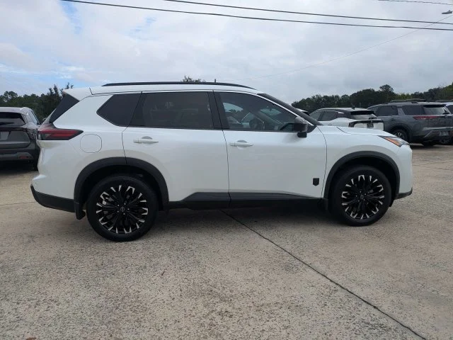 Used 2026 White Nissan SV image 3