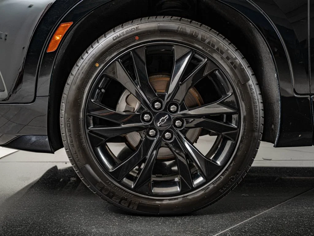 Used 2019 Black Chevrolet RS image 10
