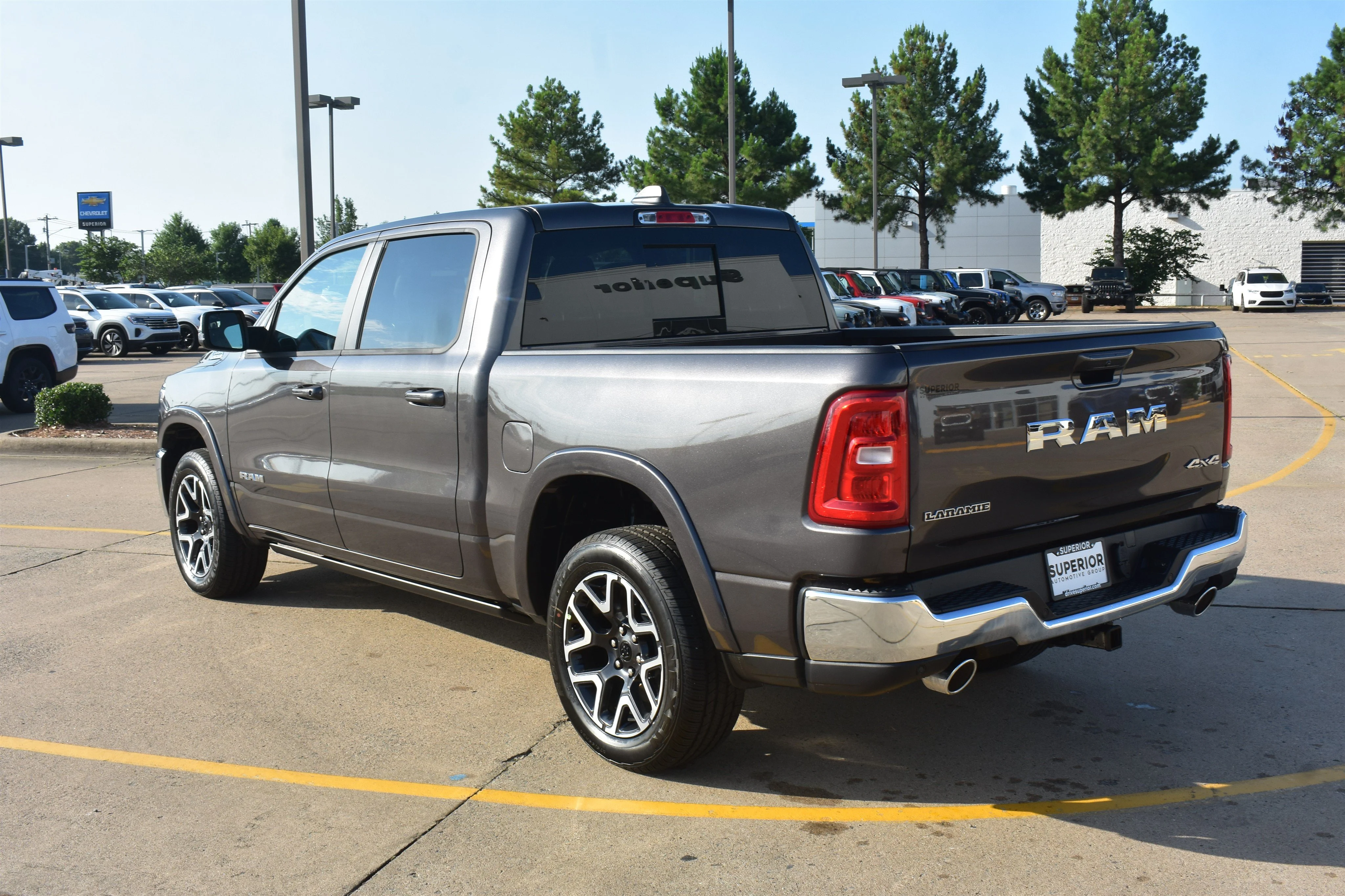 New 2026 Granite Crystal Metallic Clearcoat Ram Laramie image 9