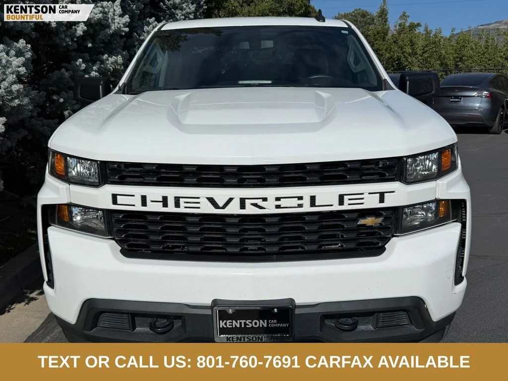 Used 2021 White Chevrolet Custom image 2