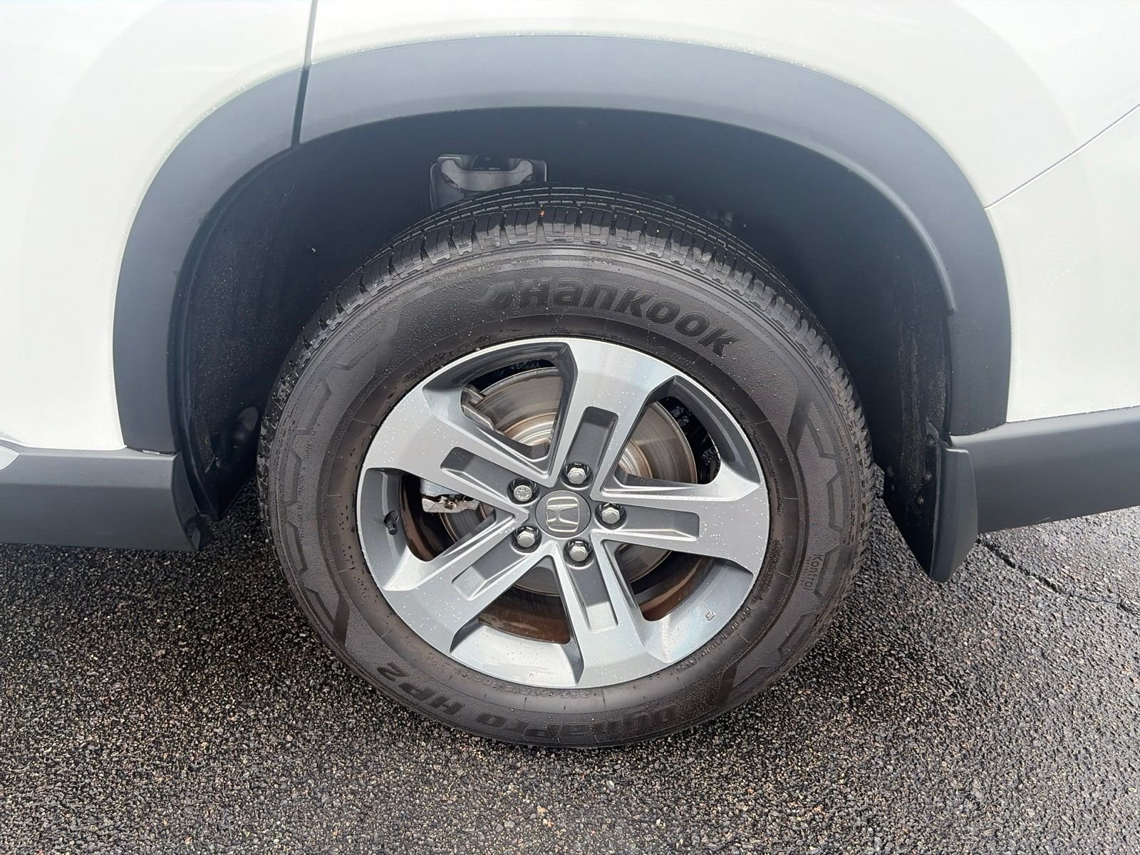 2025 Honda Pilot EX-L - Photo 11