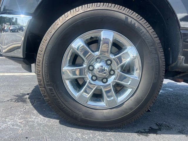Used 2014 Tuxedo Black Metallic Ford XLT image 12