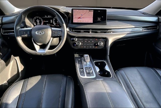 Used 2023 Black INFINITI LUXE image 16