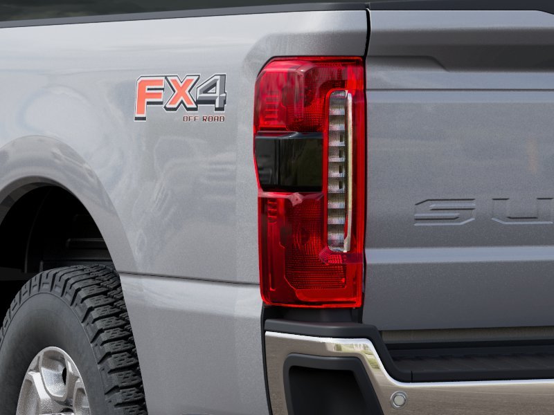 New 2027 Iconic Silver Metallic Ford F-350® XLT image 21