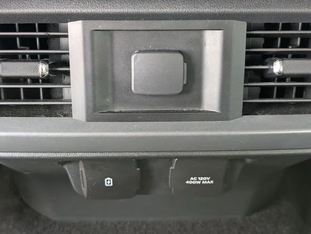 Used 2022 Black Ford Lariat image 34