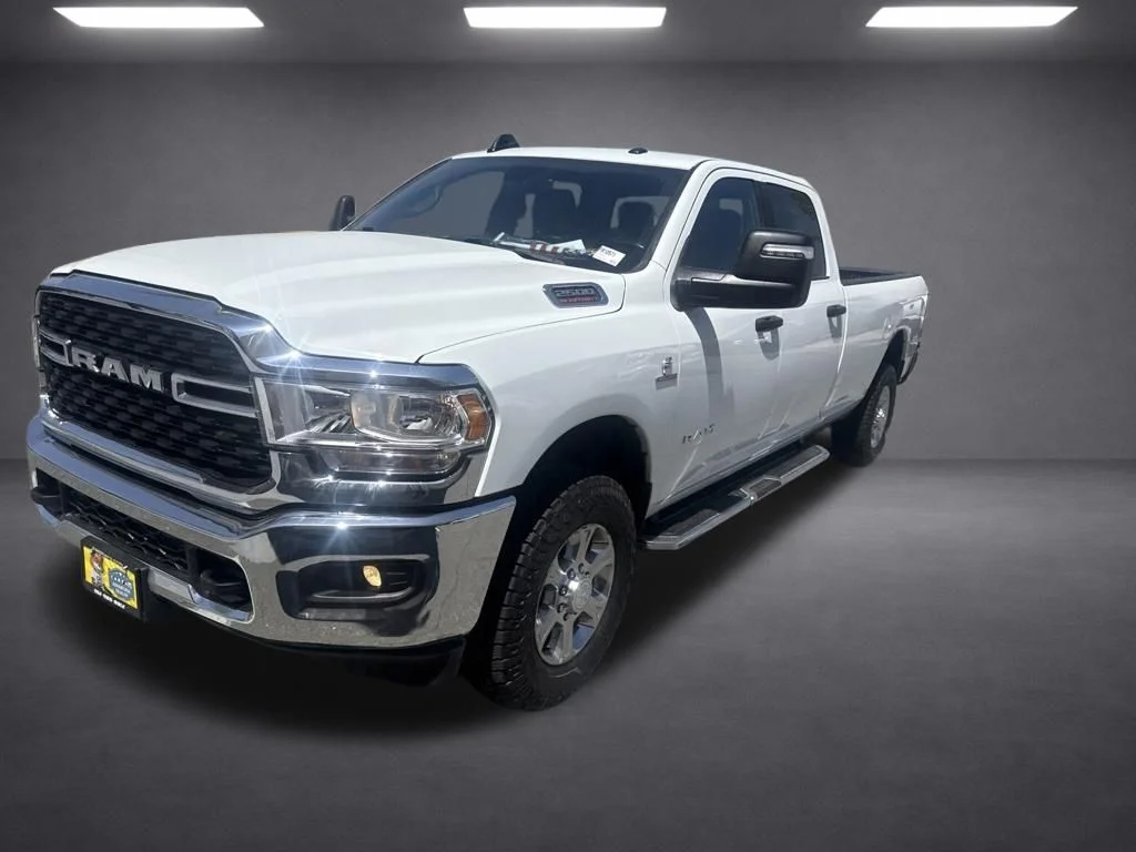 Used 2024 White Ram Big Horn image 2