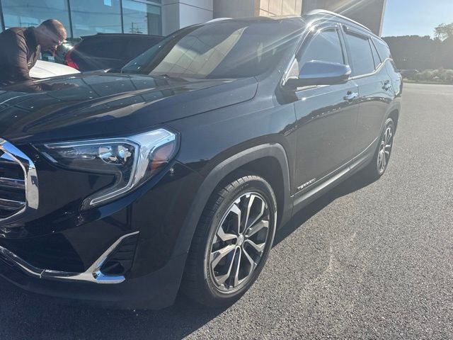 Used 2019 Black GMC SLT image 1