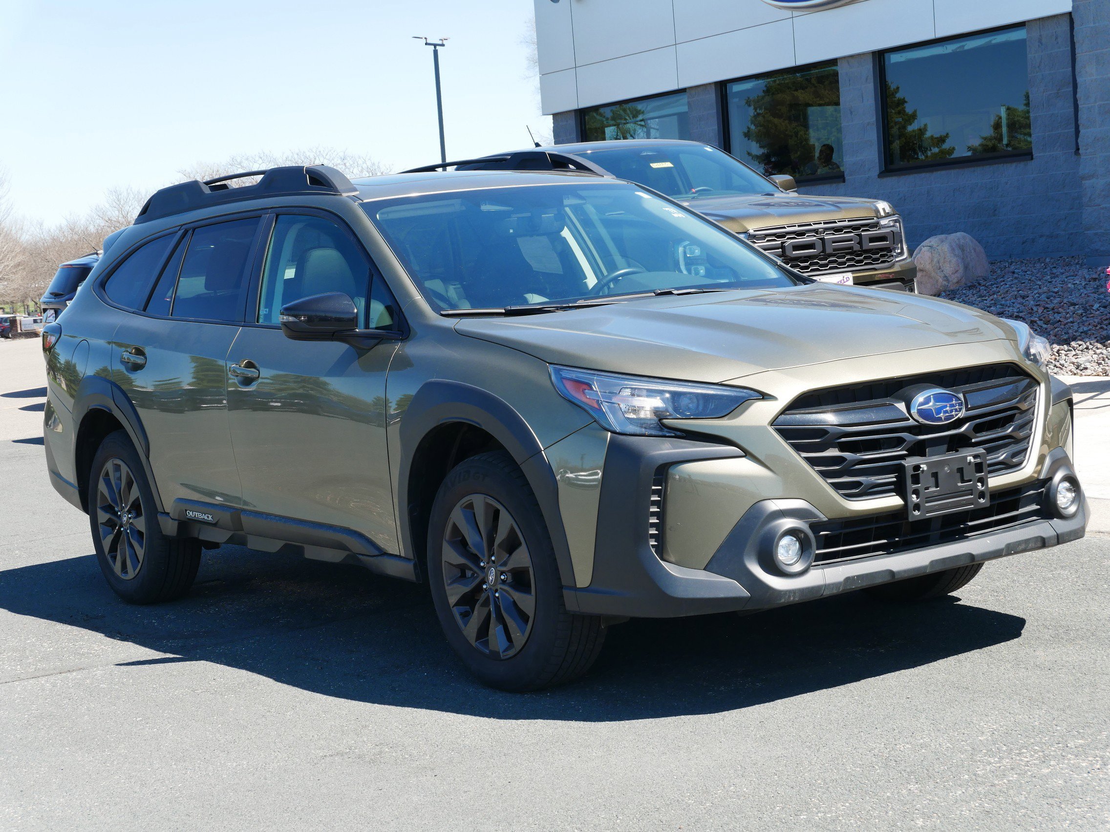 Used 2025 Subaru Outback Onyx Edition with VIN 4S4BTALC1S3180839 for sale in Northfield, Minnesota