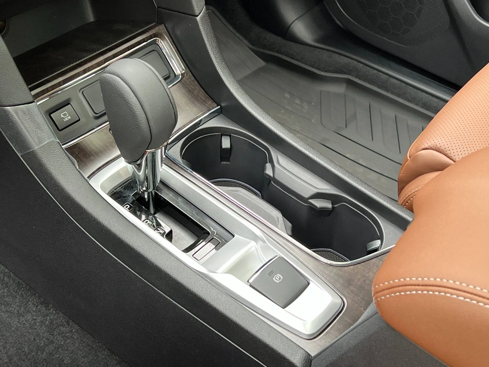 2026 Subaru Ascent Touring - Photo 22