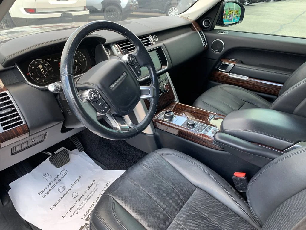 Used 2017  Land Rover 3.0L V6 Supercharged HSE image 11