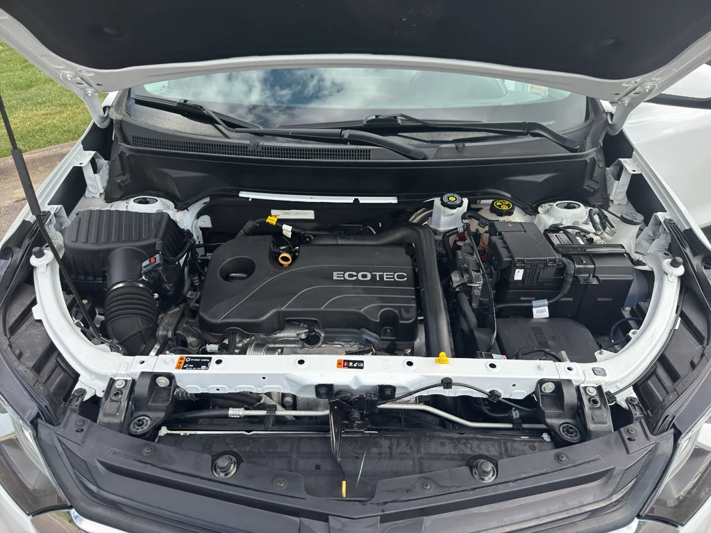 Used 2021 Summit White Chevrolet LT image 25
