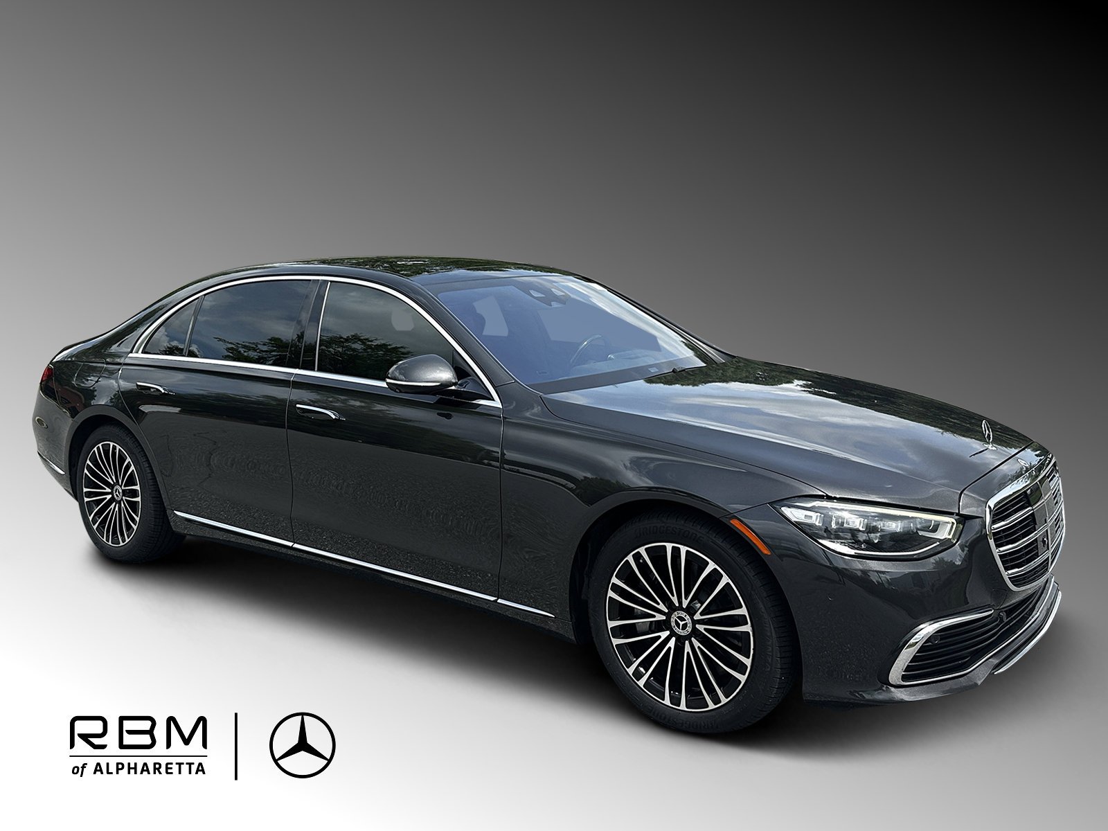 Certified Used 2023 Gray Mercedes-Benz S 580e image 1