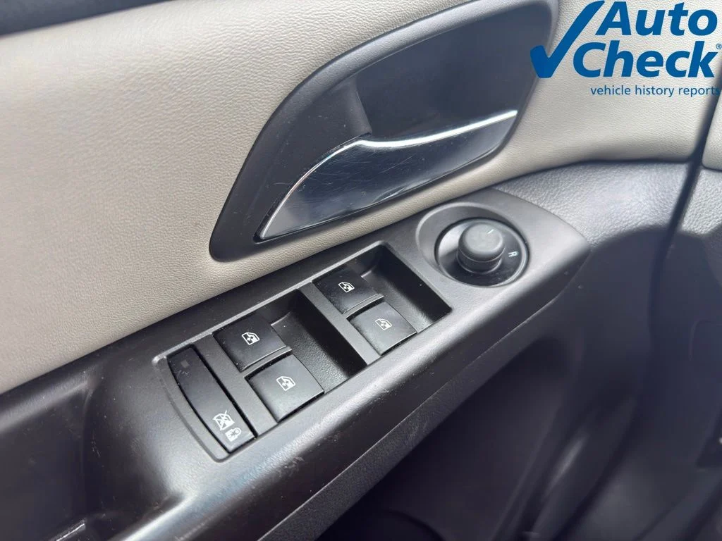 Used 2013 Blue Chevrolet LS image 16