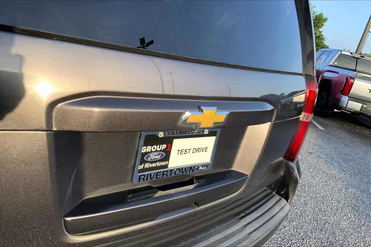 Used 2017 Tungsten Metallic Chevrolet LT image 10