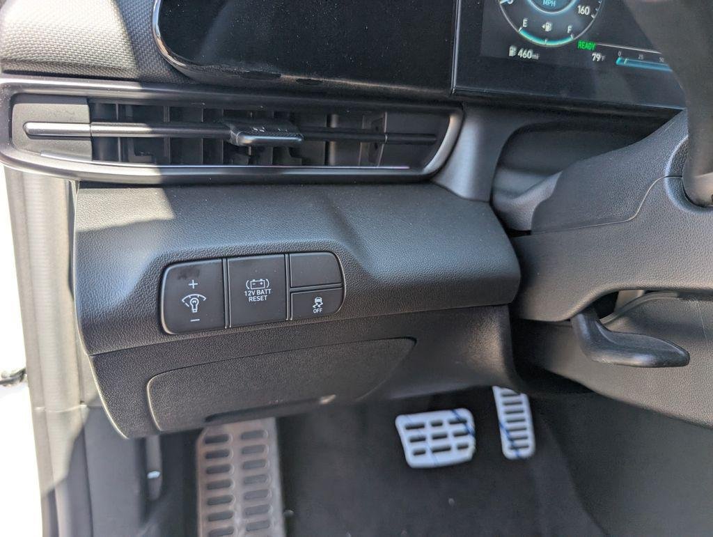 2025 Hyundai Elantra Blue - Photo 19