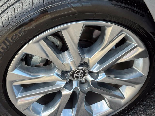 Used 2023 Cypress Toyota Hybrid Limited image 14