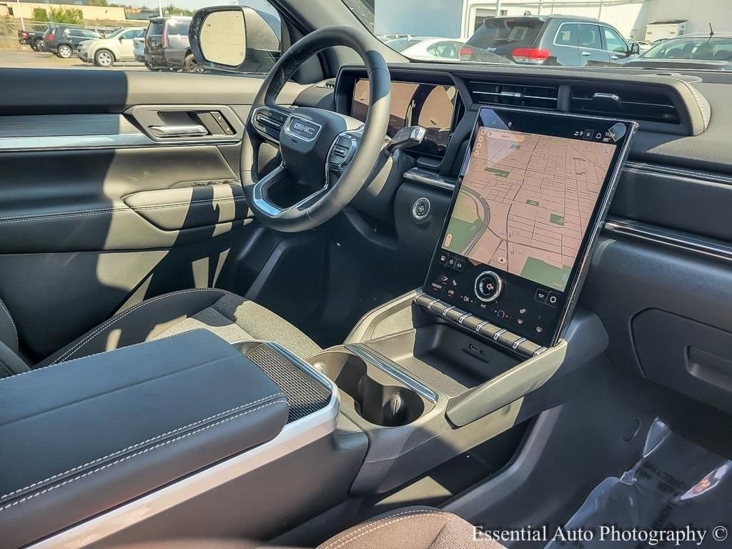 2026 GMC TERRAIN - Image 17