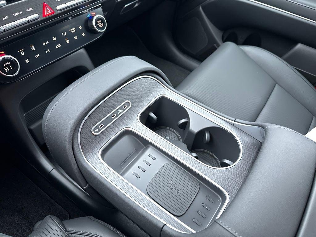 2026 Hyundai Palisade SEL Premium - Photo 11