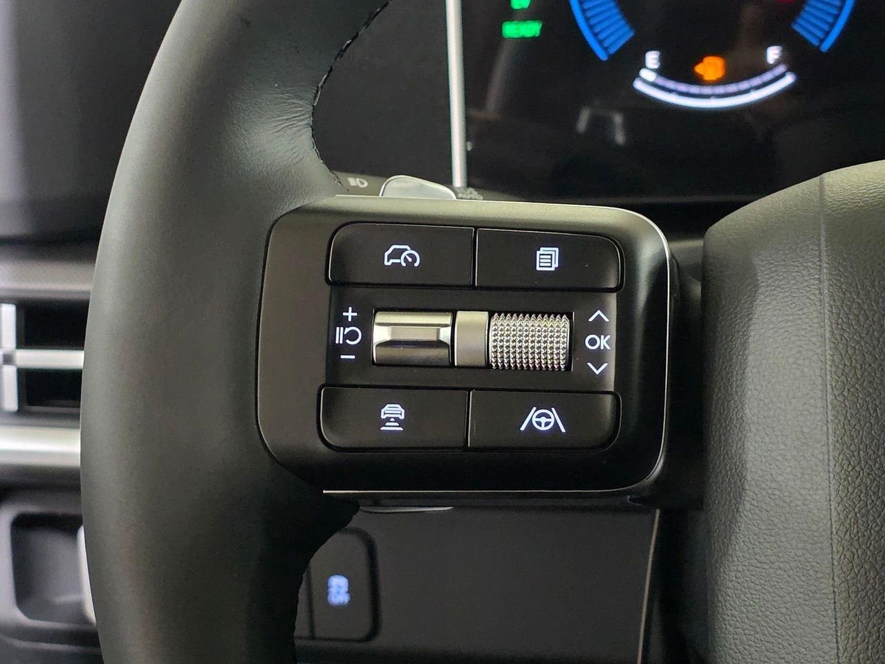 New 2026 Serenity White Hyundai SE image 32