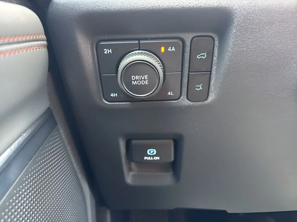 Used 2025 Silver Ford Active image 26