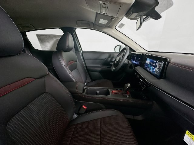 2025 Nissan Kicks SR AWD - Photo 25