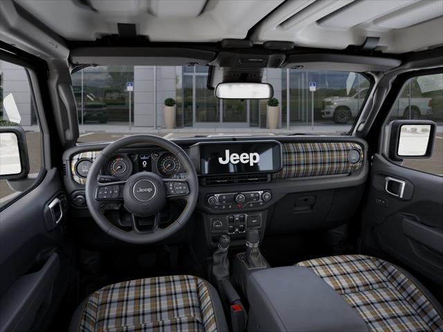 New 2026 Black Clear-Coat Exterior Paint Jeep 4-Door 85th Anniversary Edition image 40