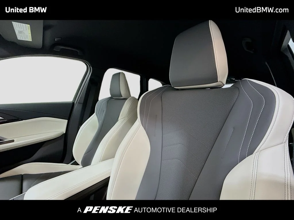 Used 2026 Night Dusk Blue Metallic BMW xDrive28i image 5