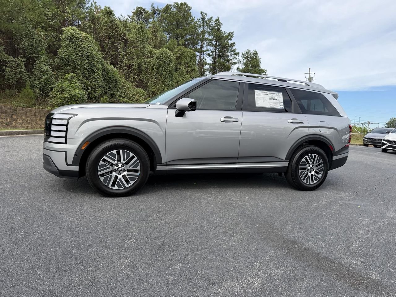New 2027 Shimmering Silver Hyundai Blue SEL Premium 7P image 2