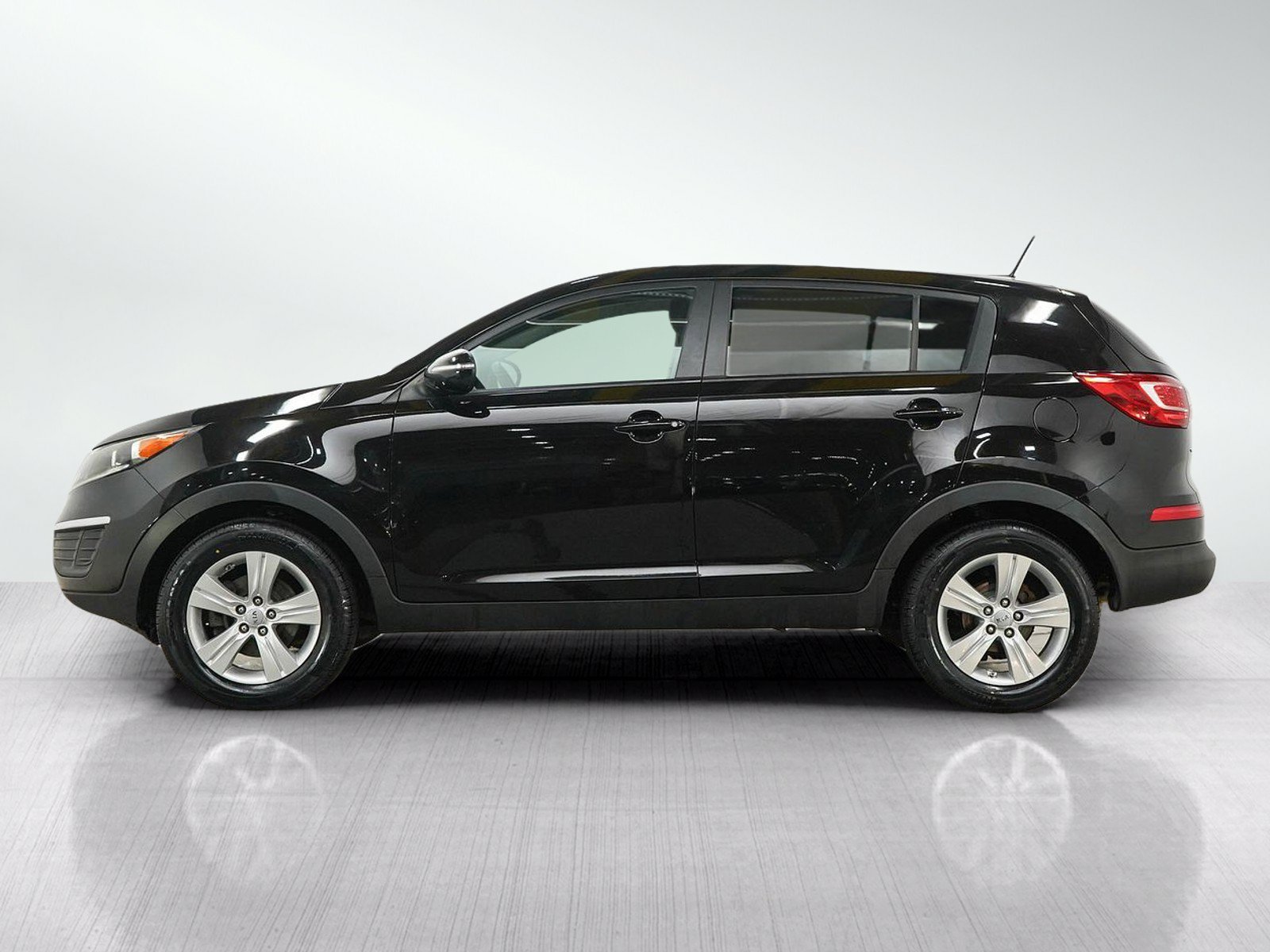 Used 2013 Kia Sportage LX with VIN KNDPB3A20D7490026 for sale in Minneapolis, MN